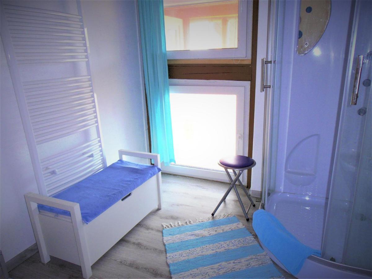Familienfreundliches Ferienhaus Mit 3 Schlafzimmern Oldisleben Esterno foto