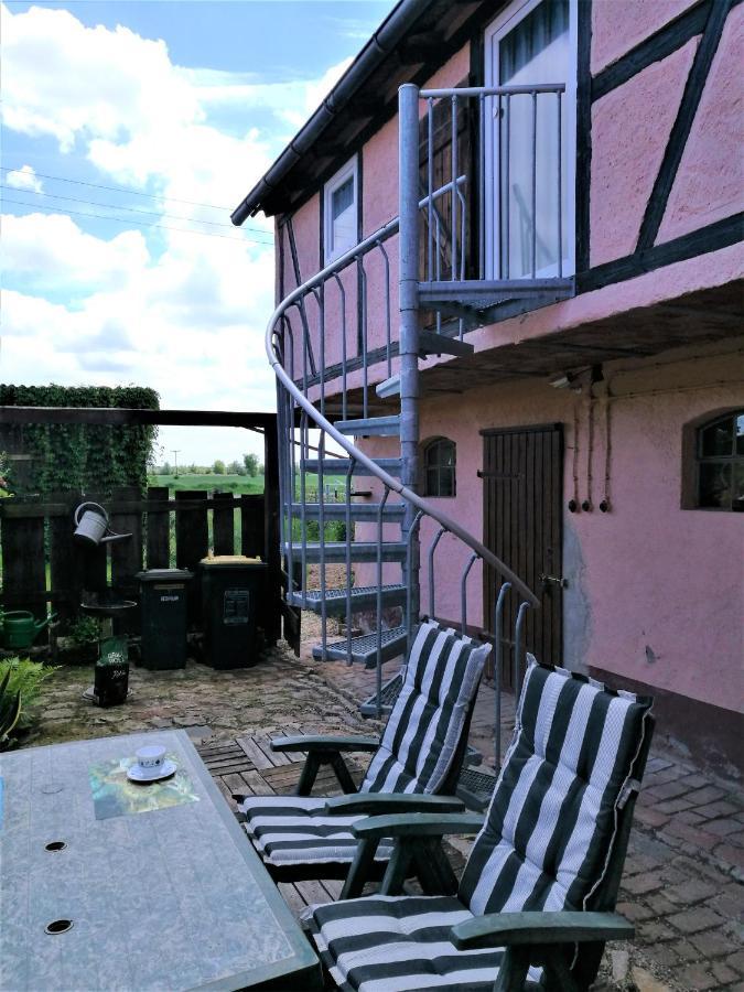 Familienfreundliches Ferienhaus Mit 3 Schlafzimmern Oldisleben Esterno foto