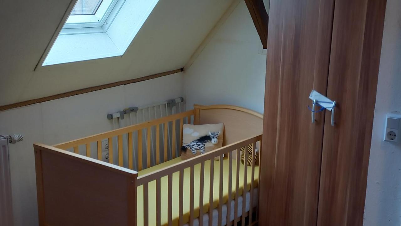 Familienfreundliches Ferienhaus Mit 3 Schlafzimmern Oldisleben Esterno foto