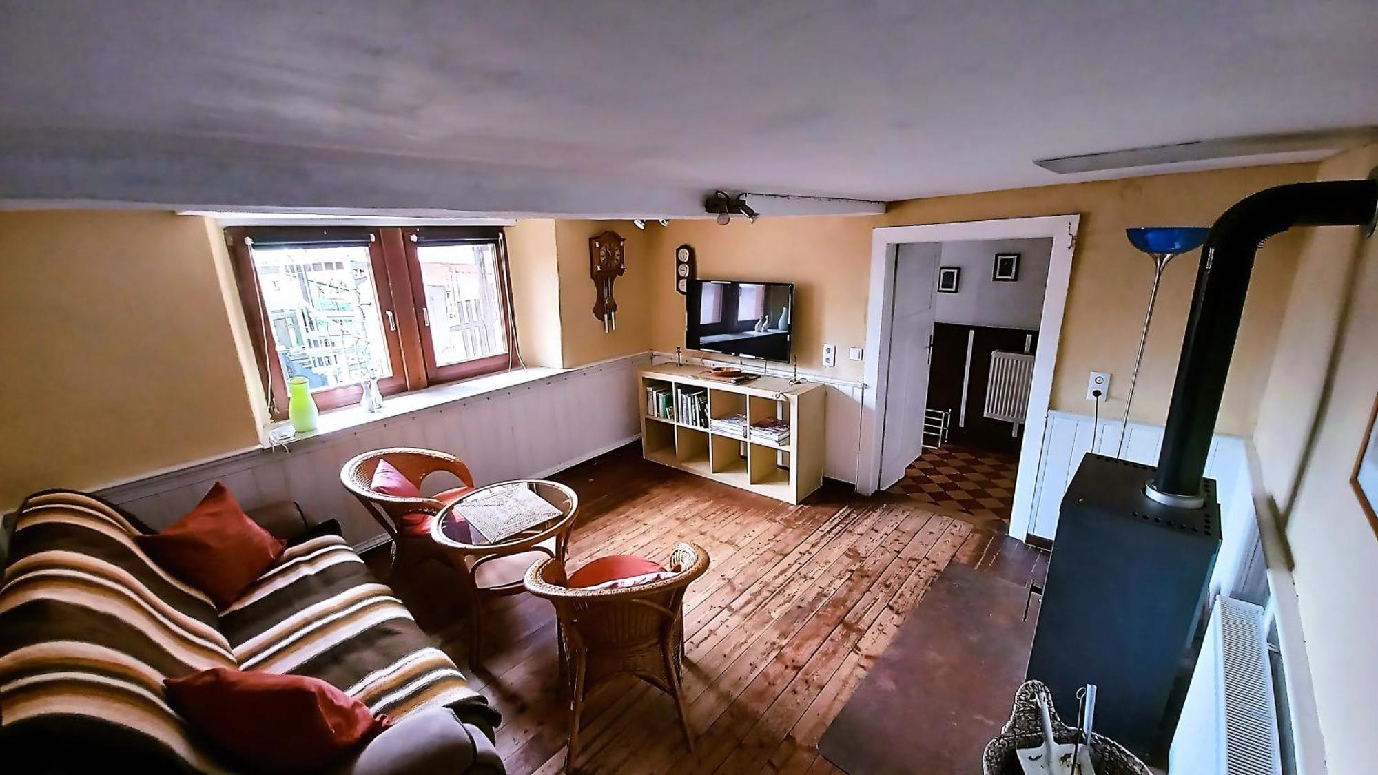 Familienfreundliches Ferienhaus Mit 3 Schlafzimmern Oldisleben Esterno foto