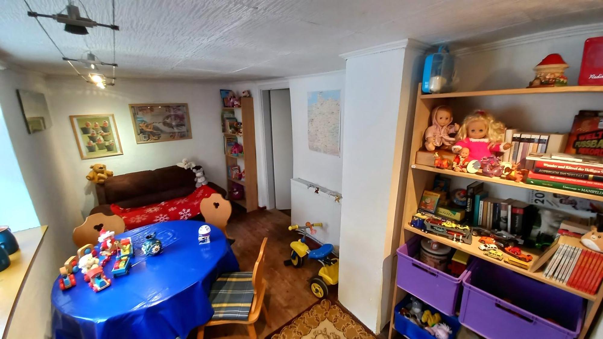 Familienfreundliches Ferienhaus Mit 3 Schlafzimmern Oldisleben Esterno foto